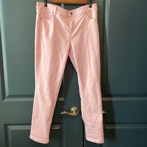 Skinny crop jeans in pretty purplish pink tone